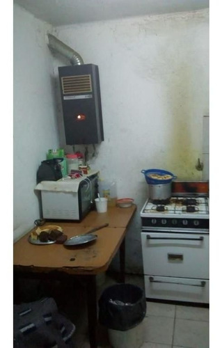 Imagen 3 de 10 de Casa Sobre Lote Propio 8.66x28 Con Deposito - Con Renta