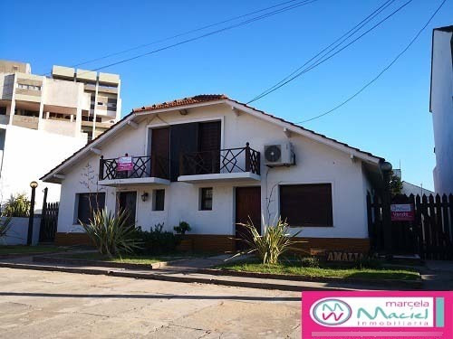 Ph A Metros De La Playa En Villa Gesell