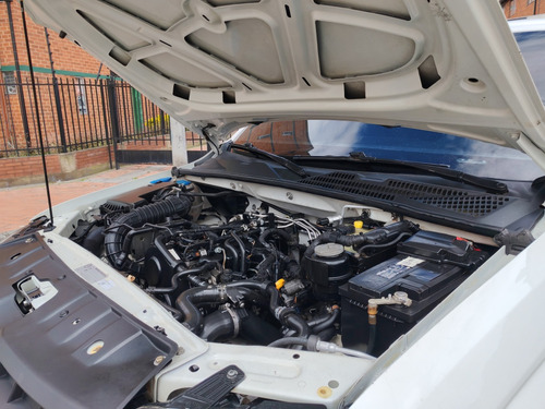 Volkswagen Amarok 2.0 Trendline 4x4 Estacas Diesel