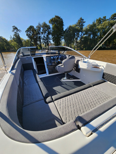 Imagen 13 de 24 de Klase A K2400 Cuddy Volvo 280hp Duoprop No Canestrari Permut