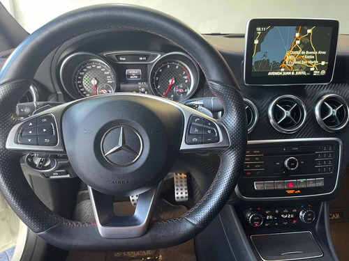 Imagen 9 de 10 de Mercedes-benz Clase A 2016 2.0 A 250 At Sport B.efficiency