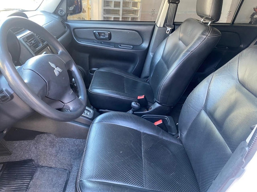 Imagem 7 de 14 de Mitsubishi Pajero Tr4 2.0/ 2.0 Flex 16v 4x4 Aut.