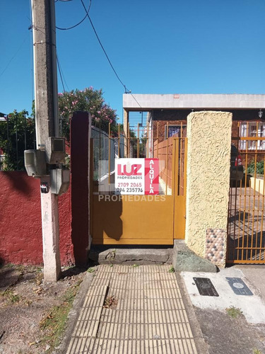 Alquiler De Casita Al Fondo Independiente