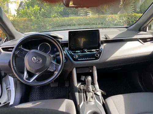 Toyota Corolla Cross Xei Hybrid