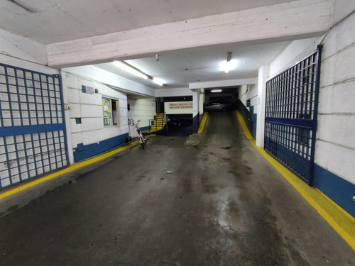 Imagen 4 de 7 de Cochera En Venta En Tribunales