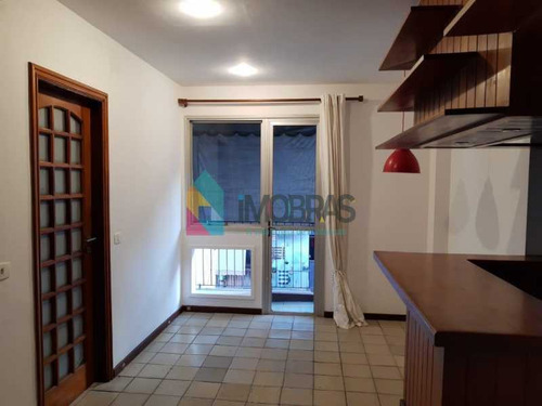 Imagem 4 de 7 de Cobertura Sala-quarto No Bairro Gávea Com Varanda E 2 Vagas. - Boco10013