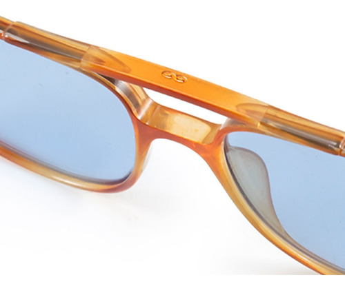 Imagen 4 de 10 de Gafas De Sol Infinit Caravan Carey Claro Lente Celeste