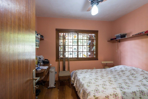 Casa Em Nonoai Com 3 Dormitórios - Lu430324