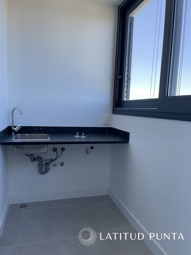 Imagen 6 de 24 de Piso Alto En Venetian, 4 Suites