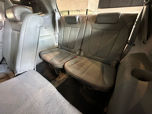 Hyundai Santa Fe GLS 2.7 V6 4x4 (7 lug)