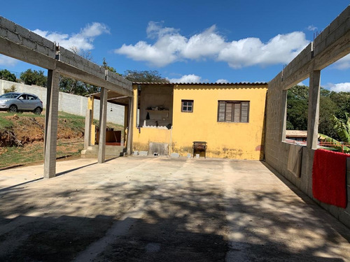 Imagem 10 de 14 de 3.500 M², 02 Dormitórios, Portão Eletrônico E Poço !!