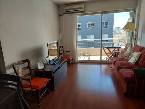 Tres Ambientes Piso Alto Con Cochera Y Amenities