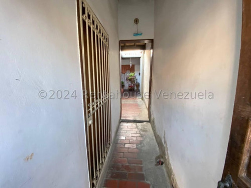 Milagros Inmuebles Casa Venta Barquisimeto Lara Zona Centro Economica Residencial Economico  Rentahouse Codigo Referencia Inmobiliaria N° 24-17212