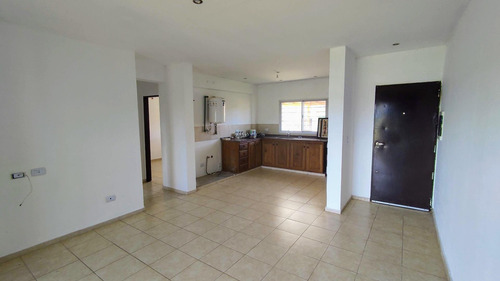 Imagen 5 de 16 de Duplex En Venta En Ingeniero Maschwitz, Zona Las Chacras