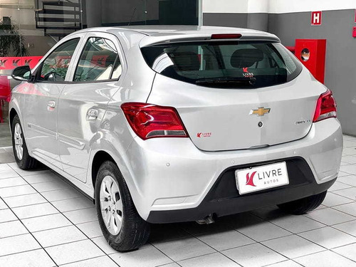 Imagem 3 de 15 de Chevrolet Onix 1.0 Mt Lt