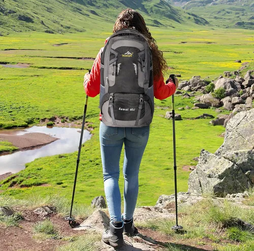 Ocho mochilas y bolsas de viaje para aventuras ligeras