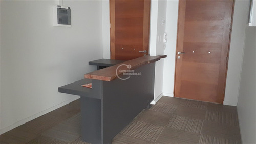 Arriendo Oficina, La Dehesa, 100 M2, 2 Baños, 2 Estacionam.