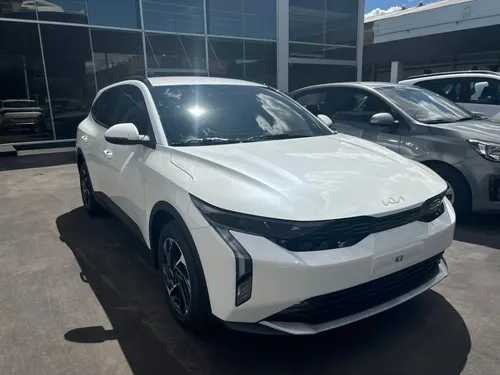 Kia K3 Cross 1.6 Zenith