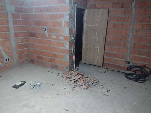 Casa Com Salão