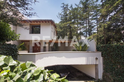 Casa En Renta Amueblada En Cuajimalpa ( 614178 )