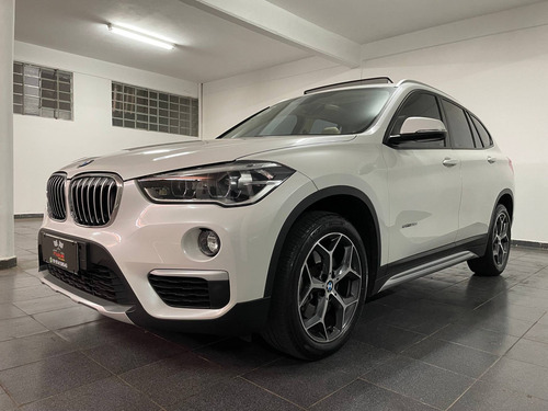 Imagem 8 de 10 de Bmw X1 2.0 16v Turbo Activeflex Sdrive20i X-line 4p