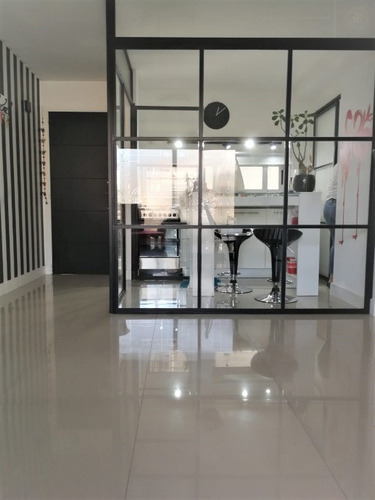 Imagen 5 de 14 de Departamento En Venta En Castelar Norte