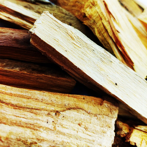 Imagem 2 de 10 de Incenso Palo Santo 100% Natural 50g Madeira Sagrada Do Perú