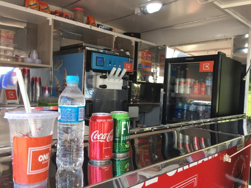 Imagem 7 de 7 de Trailer Top De Linha, Máquina Para Sorvete E Milk Shake