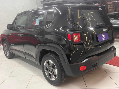 Jeep Renegade 1.8 Flex 5p