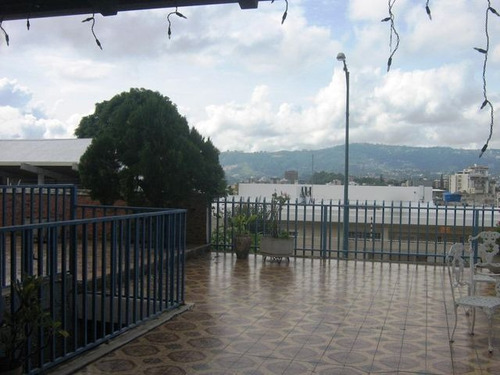 Casa En Venta En El Marques Mls #21-16806