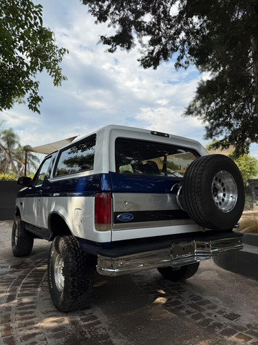 Ford Bronco 5.8 Xlt V8