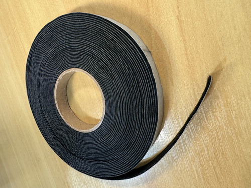 Fita Feltro Autocolante 1 Lado 12mm X 1,2mm Com 5 Metros