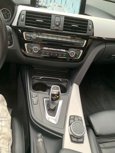 Imagem 9 de 10 de Bmw 328i M Sport 16v Active Flex Aut 2017