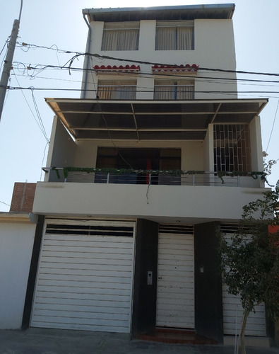 Alquilo Habitaciones - Urb. Sta. Margarita, A 100 Mts. Ucv