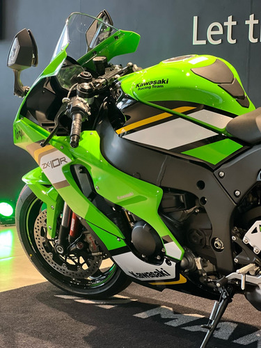 #058 - Ninja Zx-10r Novo Grafismo