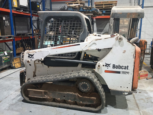 Minicargador Bobcat De Orugas Para 2.5 Toneladas, Seminuevo