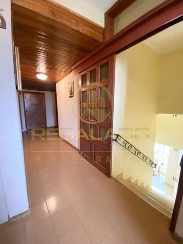 Cv-975 Zona Norte Casa Ubicada En Sector Monte Bello