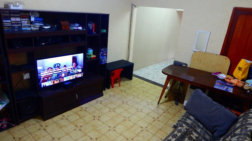 Tipo Casa 3 Ambientes Con Fondo Y Cochera Comun