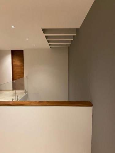 Luxury Home En La Condesa Juriquilla, 4ta Recamara En Pb, C.290 M2, Lujo