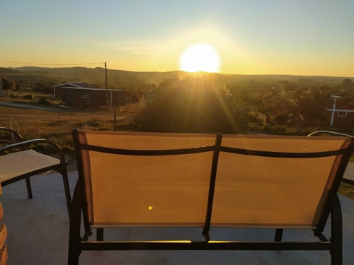Abrazo Del Sol - Villa Serrana. Casa Para 6. Wifi, Aire Acondicionado, Directv
