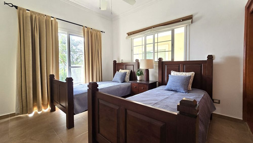 Exclusivo Apartamento En Renta En Cocotal Golf & Country Club Con Vista Al Campo De Golf Y Comodidades De Lujo