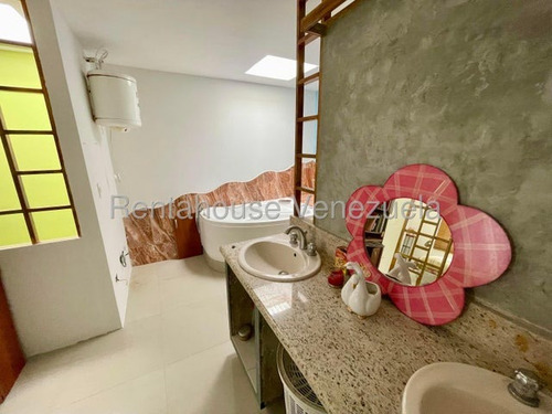*al/¡descubre Tu Nuevo Hogar En El Este De Barquisimeto! Casa 3 Niv En Venta Colinas Del Viento Barquisimeto Lara, Venezuela/arnaldo López/ # 25-20497/96.5 M²