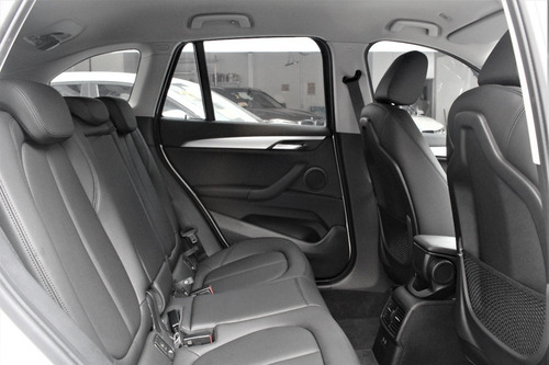 Imagen 10 de 15 de Bmw X1 18ia Sdrive 2022 Con 60 Kilometros Equipo Adicional