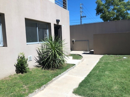 Imagen 25 de 30 de Depto 3 Ambientes Dentro De Condominio Bambu Relax Venta