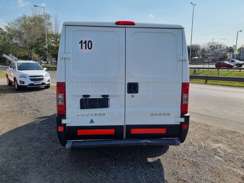 Imagen 8 de 15 de Peugeot Boxer 2017 2.3 Hdi Confort 330m