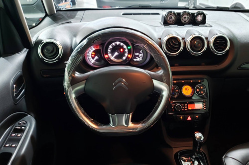 Imagem 8 de 10 de Citroën Aircross 1.6 Exclusive 16v Flex 4p Automático