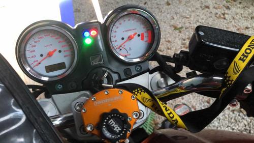 Imagem 3 de 7 de Honda Hornet