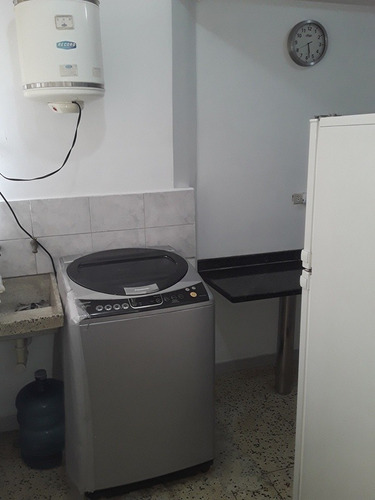 Imagen 8 de 17 de Apartamento En Venta.