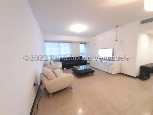 Mehilyn Perez. Apartamento En Venta En La Zona Del Parral, 110 Metros Cuadrados, Cocina Estilo Abierto Italiana