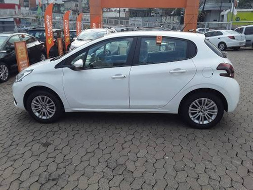 Peugeot 208 1.2 Active 12v Flex 4p Manual